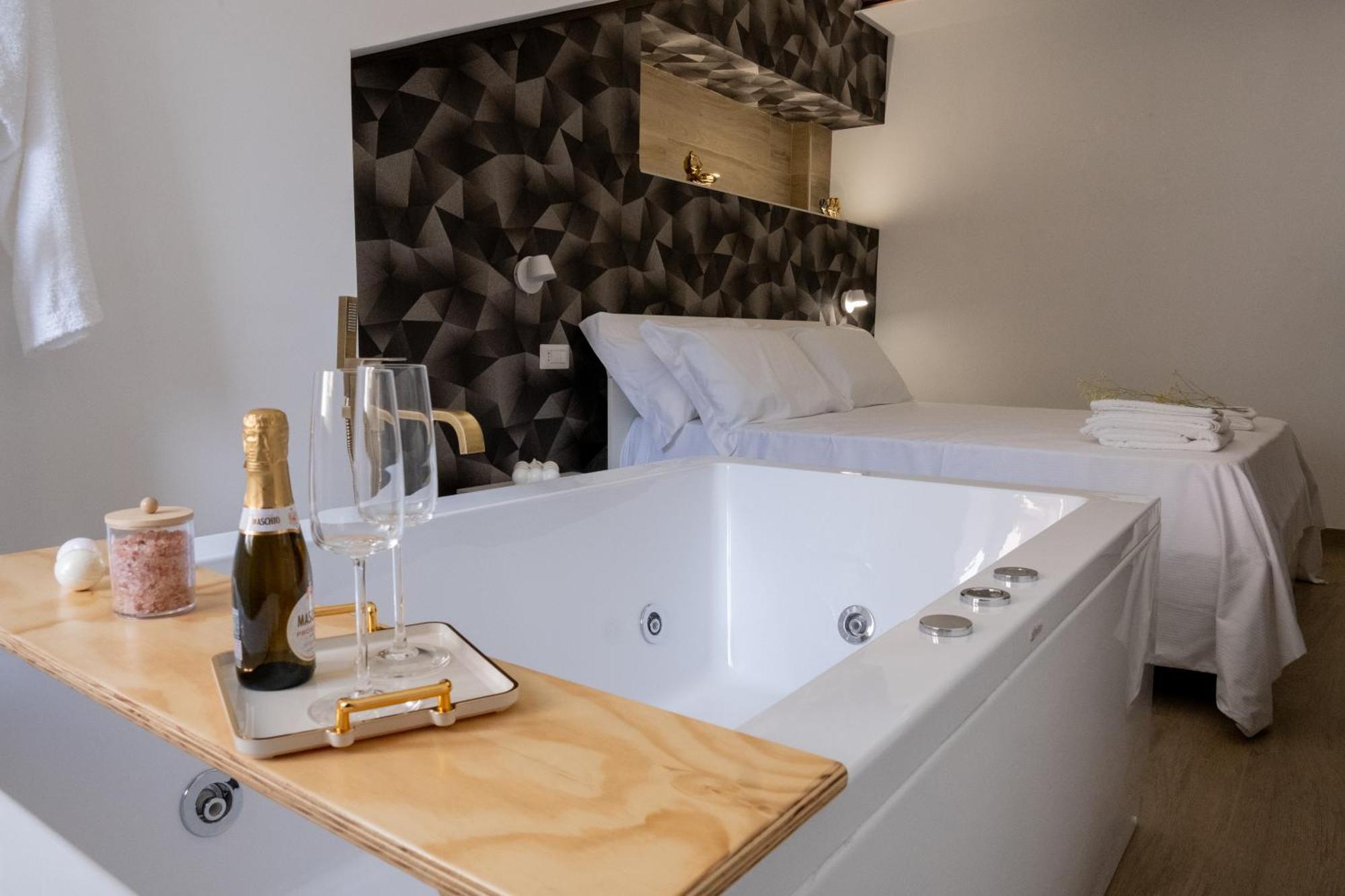 Coraline Deluxe Rooms Castellammare di Stabia Buitenkant foto