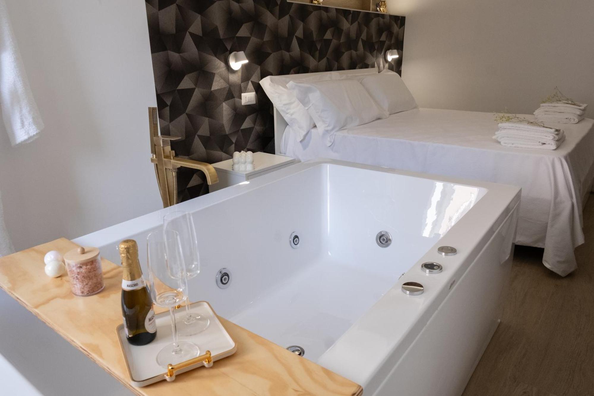Coraline Deluxe Rooms Castellammare di Stabia Buitenkant foto