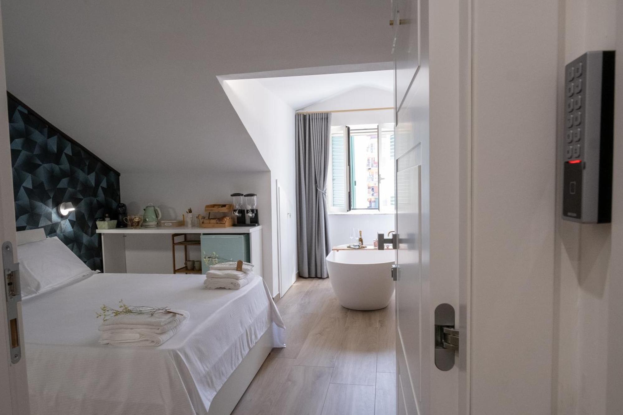 Coraline Deluxe Rooms Castellammare di Stabia Buitenkant foto